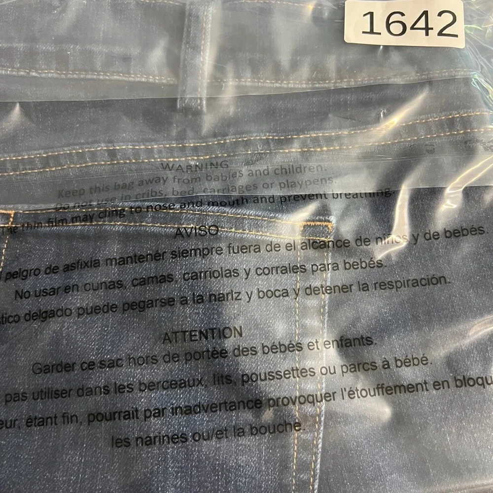 Duluth Trading Co Womens Jeans 22W x 31 Blue‎ Straight Leg Denim Stretch 1642